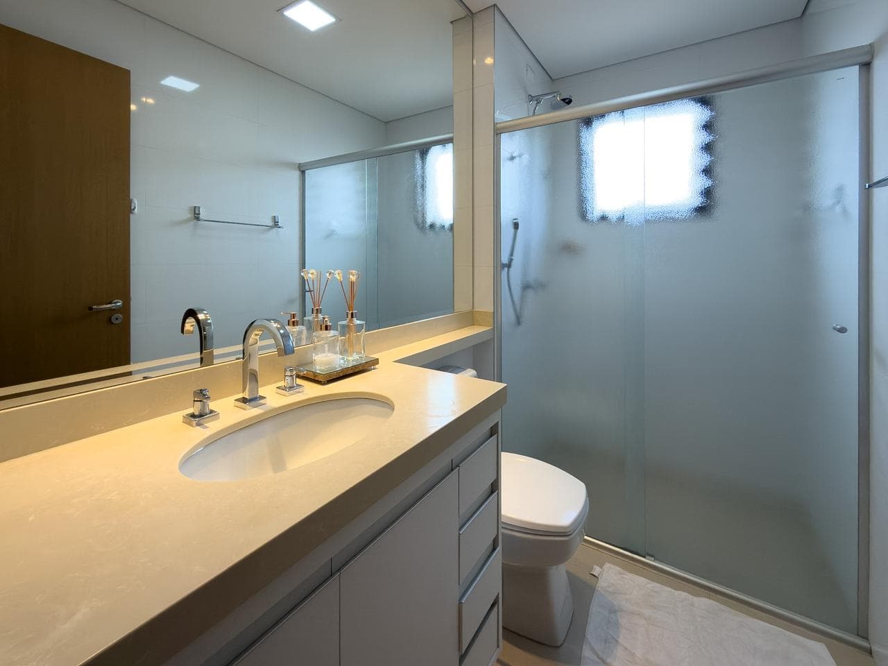 Apartamento à venda com 180m², 4 quartos e 3 vagas em Jardim Canadá, Ribeirão Preto