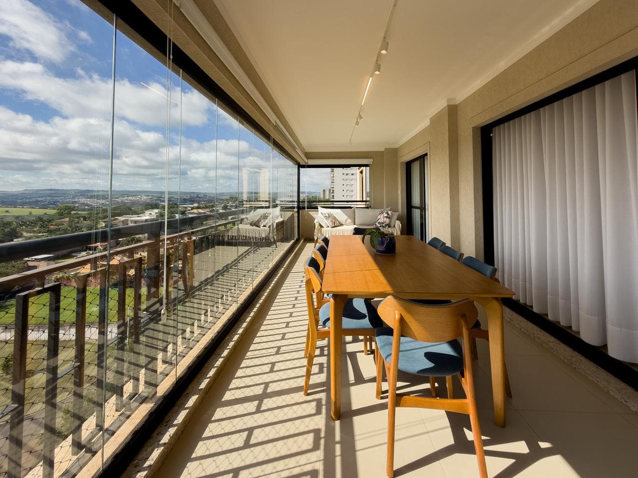 Apartamento à venda com 180m², 4 quartos e 3 vagas em Jardim Canadá, Ribeirão Preto