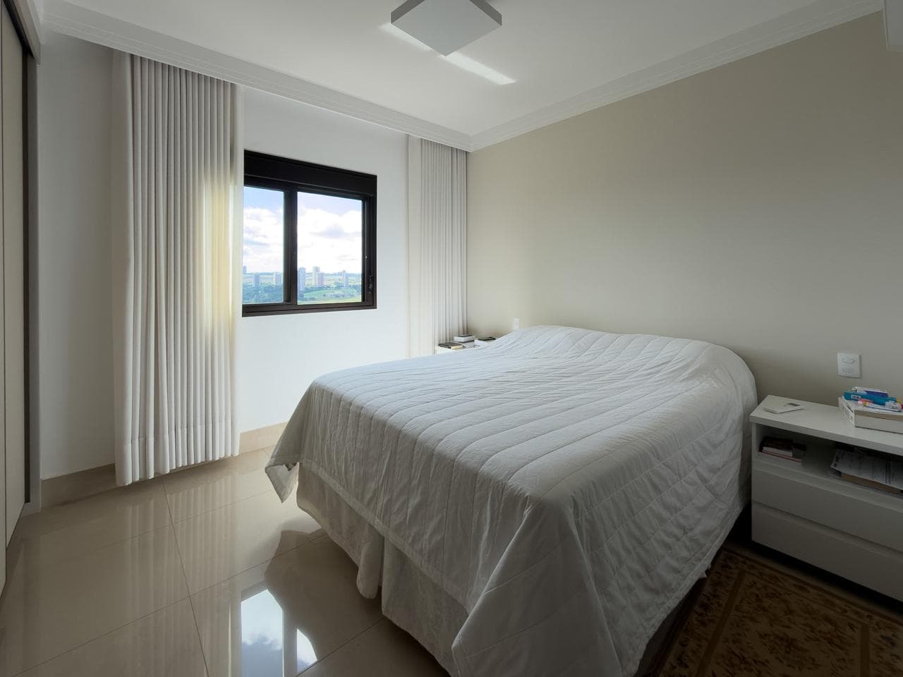 Apartamento à venda com 180m², 4 quartos e 3 vagas em Jardim Canadá, Ribeirão Preto