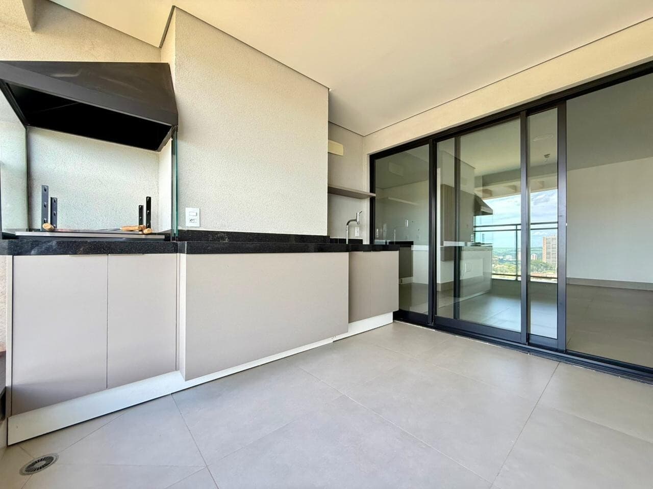 Apartamento à venda no bairro Jardim Botânico em Ribeirão Preto/SP - foto 2
